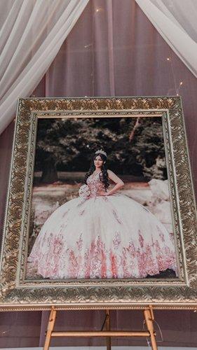 mobile - carousel-hero-element image-8